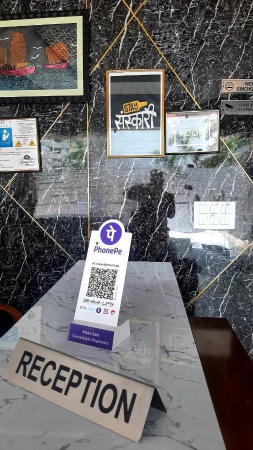 Hotel Hollywood Zirakpur Esterno foto